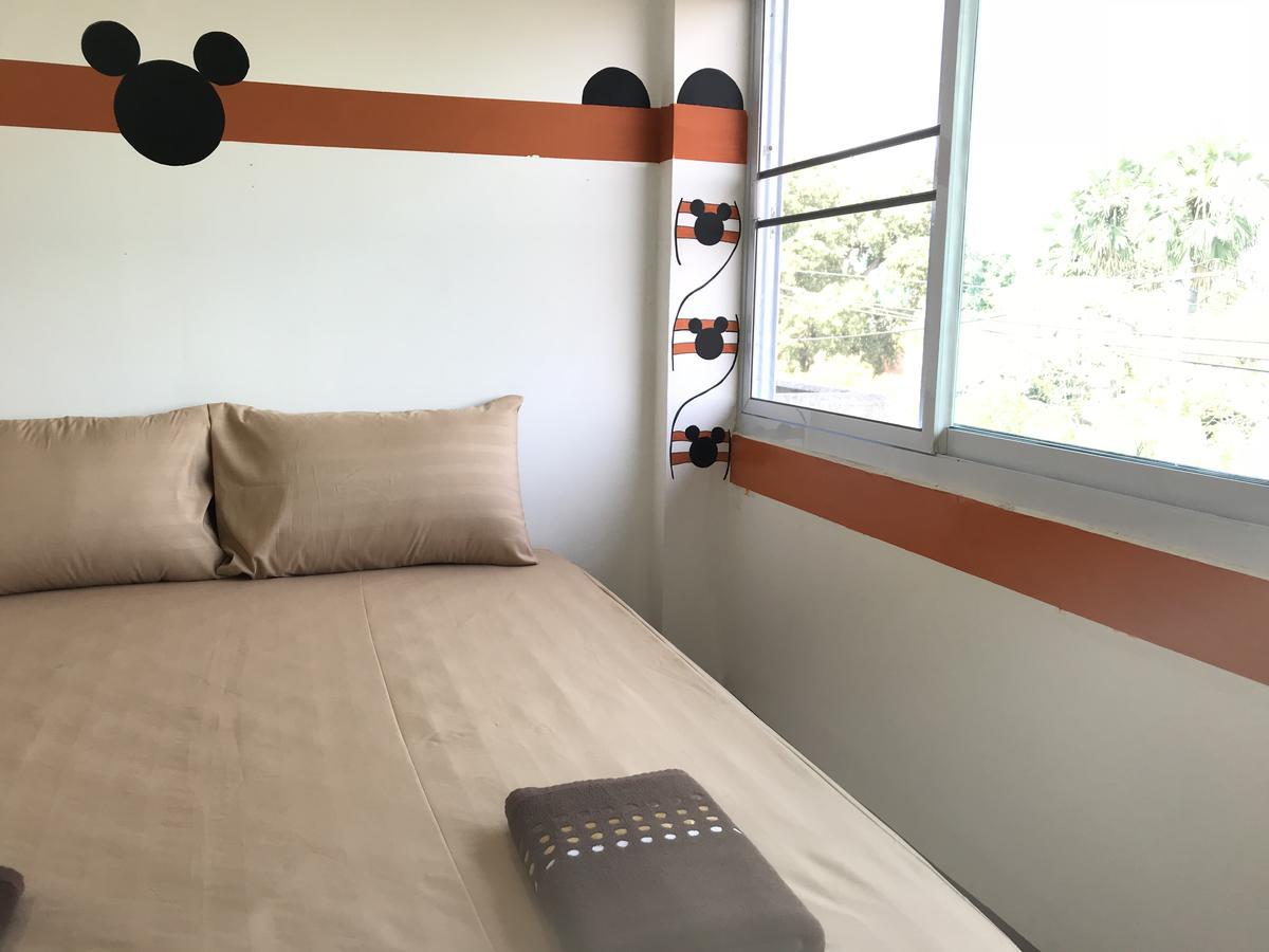 Mickey House Hotel Чиангмай Екстериор снимка