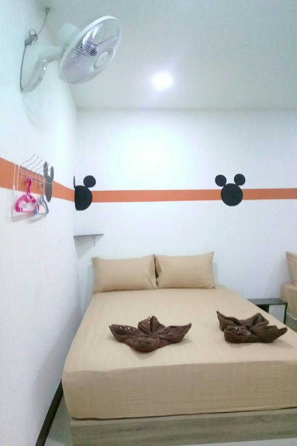 Mickey House Hotel Чиангмай Екстериор снимка