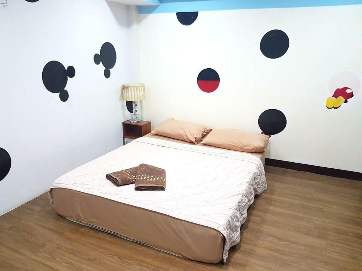 Mickey House Hotel Чиангмай Екстериор снимка